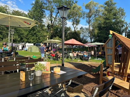 Biergarten Park Camping Iller